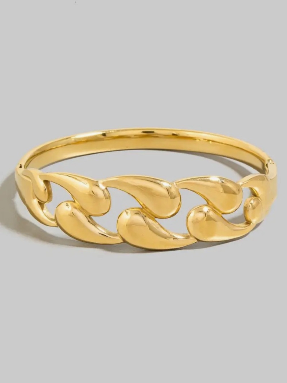 ShopEvelynne Polished Gold Link Bangle Bracelet